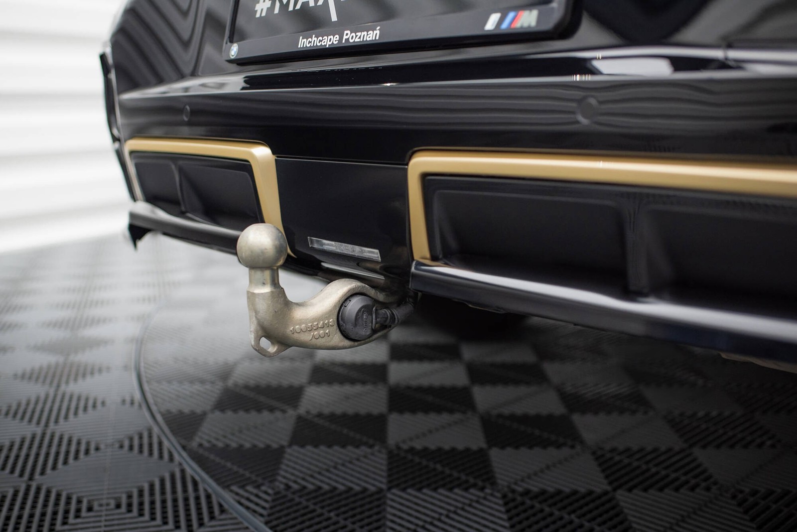 Extension de Diffuseur Maxton Design Noir Brillant Noir Satiné BMW XM
