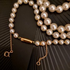 Alte SCHÖNE HALSKETTE echte PERLEN mit VERSCHLUSS und Sicherheitskette aus 18K GOLD