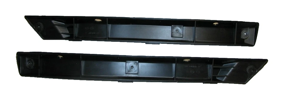 Nuevo par de placas de perno de montaje lateral para parachoques trasero GM para Camaro 93-02 Foto 2 de 3