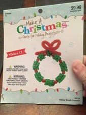 Make It Christmas Beaded Wreath ornament Kit - Makes 12 wreaths