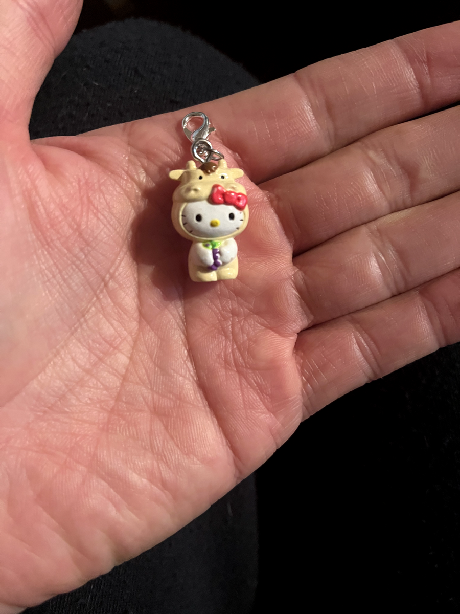 Sanrio Hello Kitty x Juicy C Grape Juice Cow Mini Figure Charm | eBay
