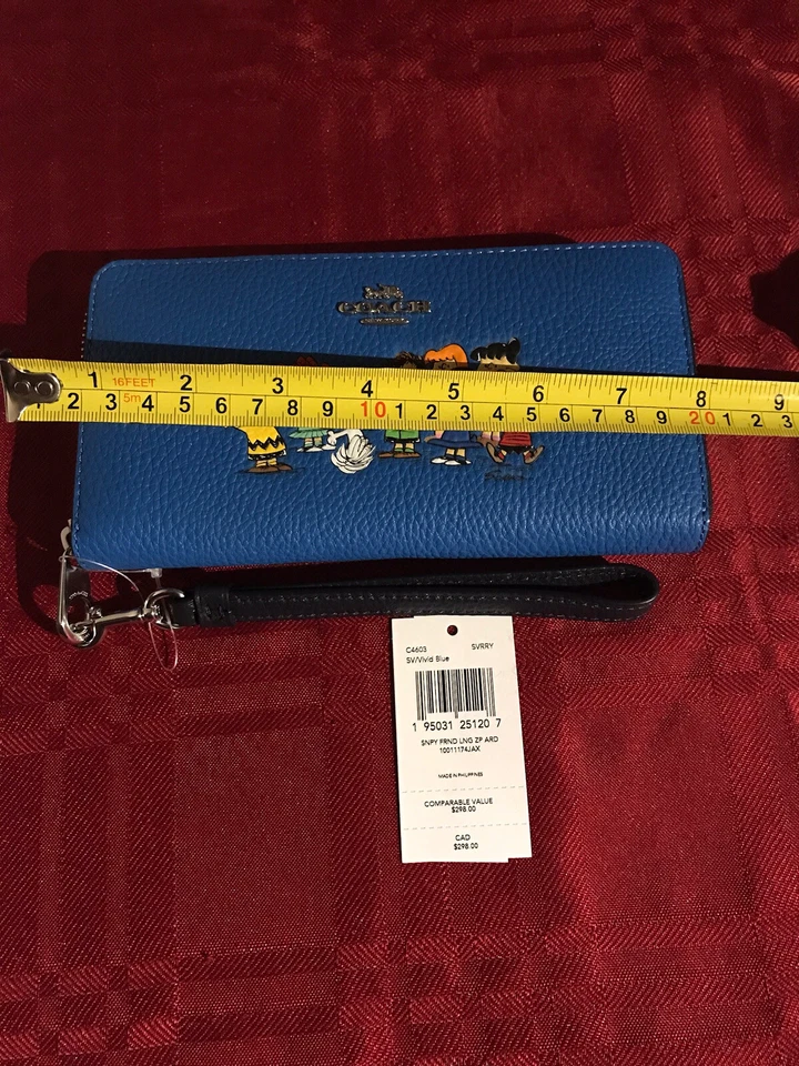 Cartera Coach X Peanuts Larga Cremallera Alrededor Con Snoopy And Friends C4603 Nueva Con Etiquetas Foto 3 de 4
