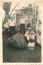 Foto, Nachl. Matr. a. Schwerte, Vorpostenboot Frithjof, Matr. an Deck, 5026-660
