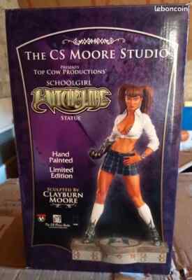 HARZSTATUE SCHOOLGIRL WITCHBLADE (CS MOORE CREATIONS)