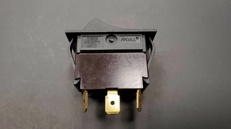 (1x) SPDT On-None- Mom (On) - 6A 125V / 3A 277VAC - Interruptor balancim terminais de controle de qualidade - Imagem 2 de 3