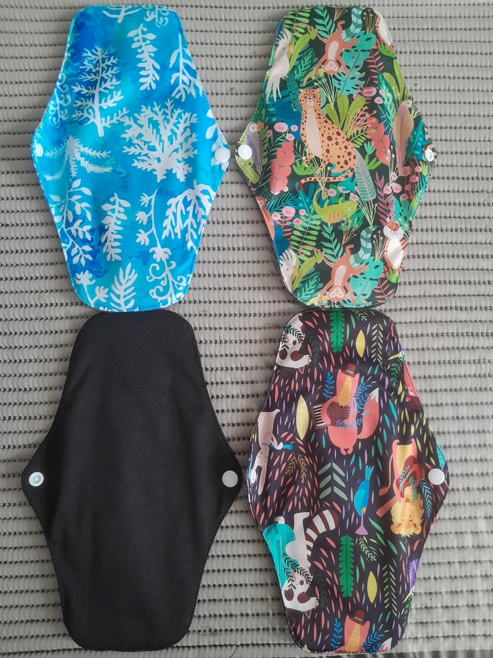 serviettes hygiéniques réutilisables en tissu lavable charbon de bambou - Photo 2/4