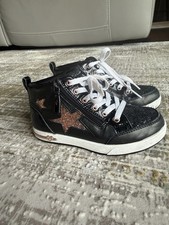 SKECHERS Girls Shoutout 2.0 Trendy Star Sneaker Size 1 Black Pink Rose Gold