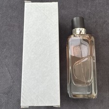 Kelly Caleche Eau de Parfum Hermès 香水- 一款2009年女用香水
