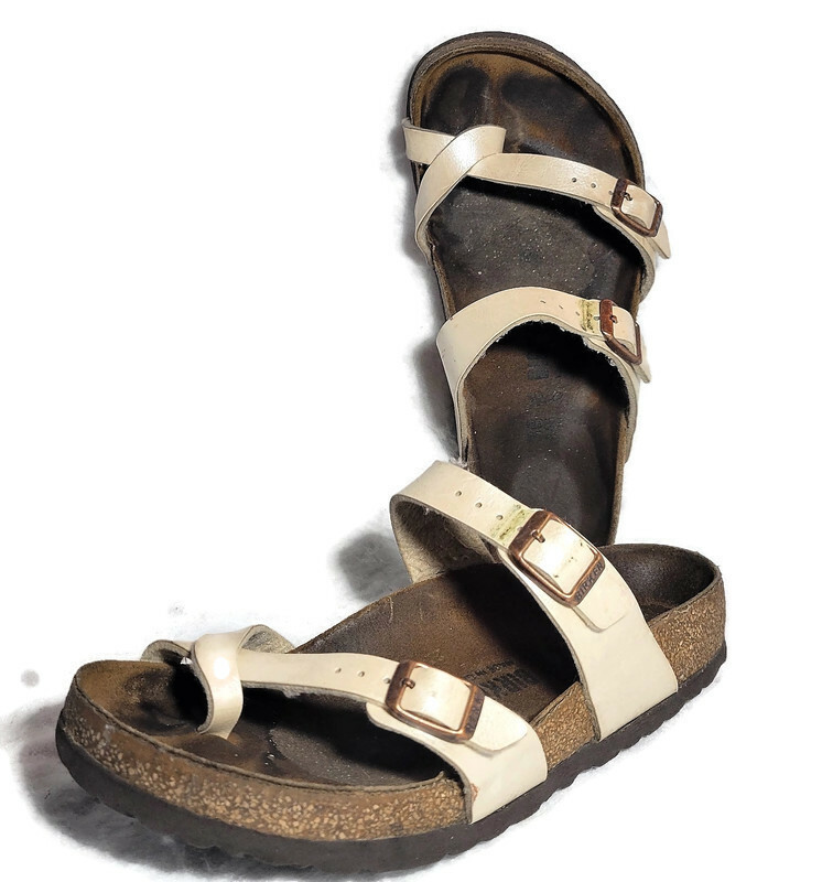 PANTOFOLA D’ORO Sandali Birkenstock in morbida pelle oro taglia 38 scarpe con cinturino e punta slip on taglia 7