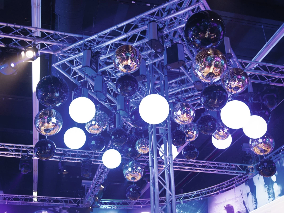B-WARE Eurolite bola de espejo 30 cm bola de discoteca dorada ojal de seguridad DJ escenario profesional