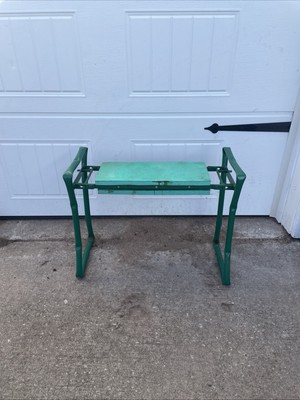 Folding Garden Kneeler Bench Sit or Kneel Soft Pad Seat - Green Reverseable