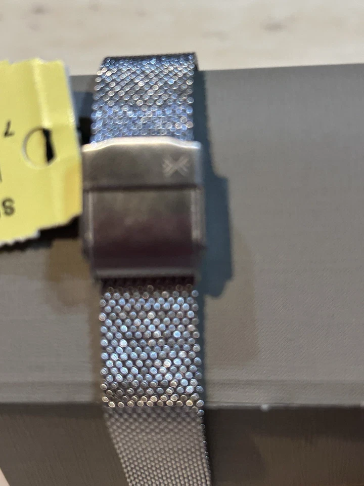 Reloj de cuarzo Skagen para mujer de acero inoxidable con esfera plateada Foto 4 de 4