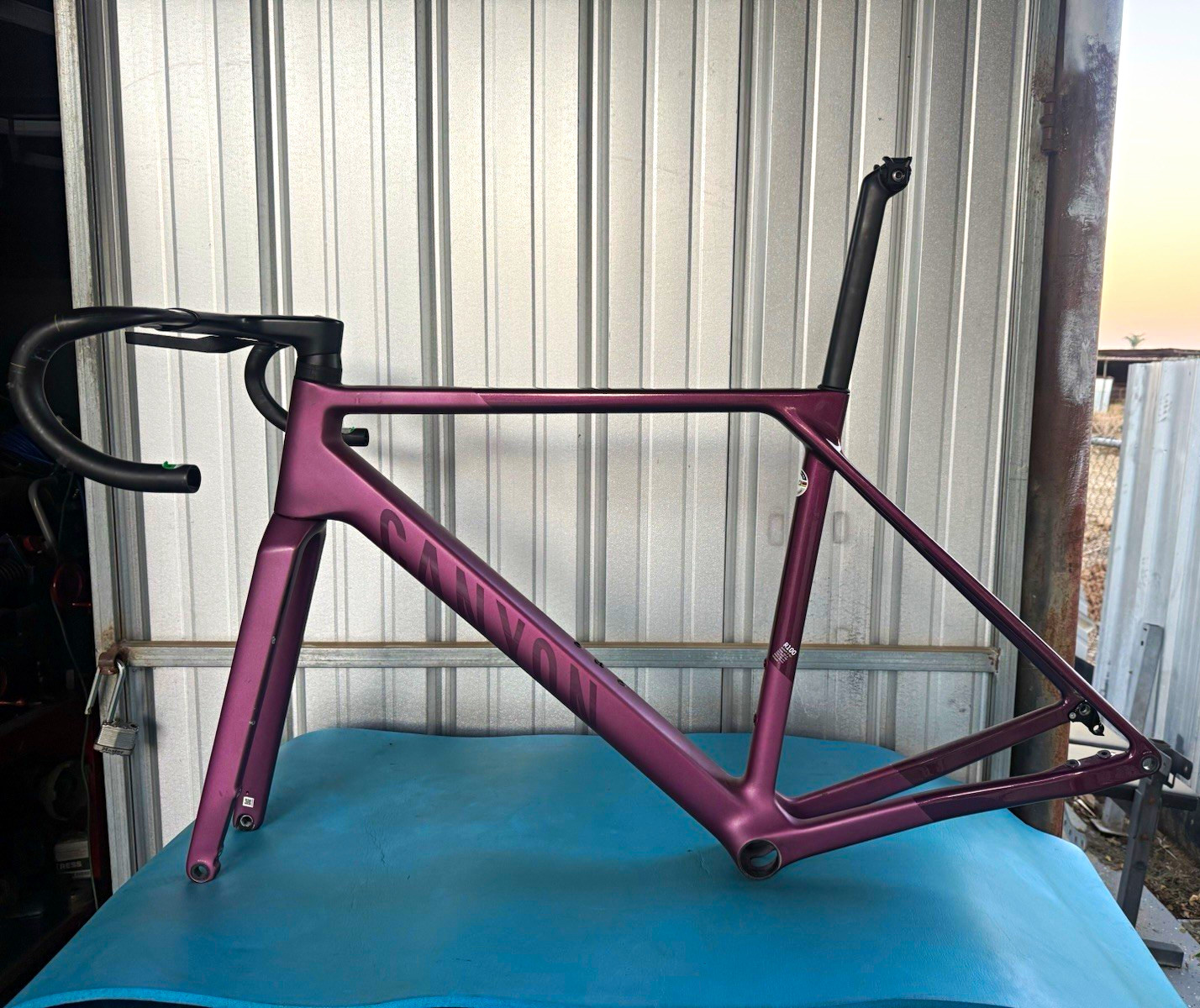 Canyon ultimate cf slx Carbon Fiber Road Bike Frame Set iced berry