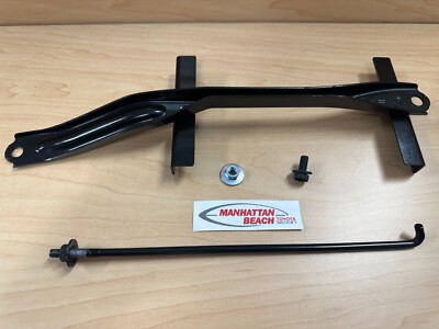 05-12 AVALON BATTERY HOLD DOWN CLAMP BRACKET SET GENUINE TOYOTA OEM
