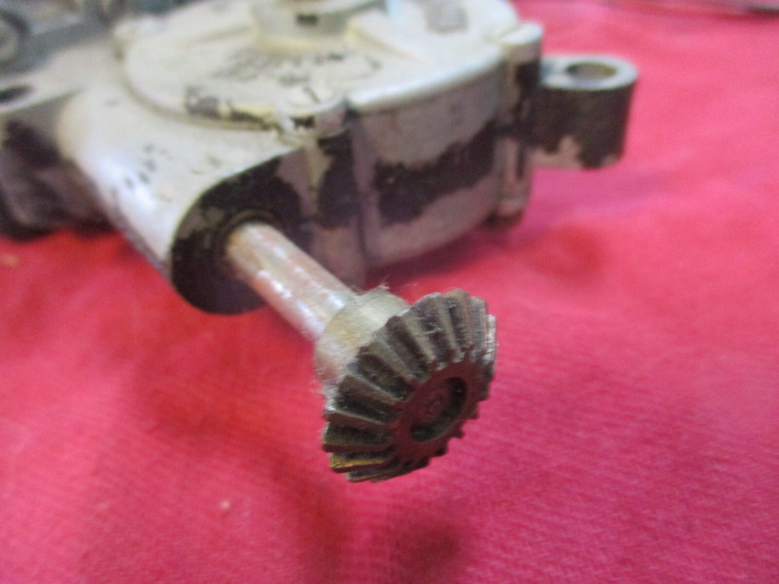 Aston Martin DB5, DB6, Rolls Royce Cloud Continental Corniche Piper window motor