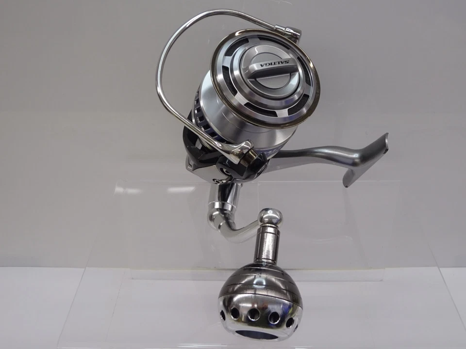 Carrete giratorio DAIWA 10 SALTIGA 5000 para gran juego de Japón Excelente+ Foto 2 de 4