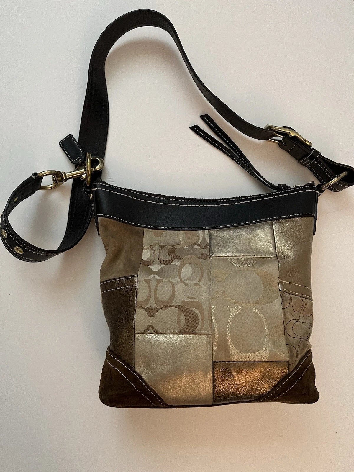 Borsa a tracolla e portafoglio vintage Coach monogramma patchwork marrone pelle scamosciata oro pelle scamosciata