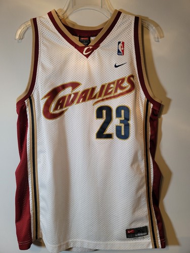 LeBron James #23 Cleveland Cavaliers Nike Swingman Trikot Jugend Gr. XL +2 weiß - Bild 1 von 5