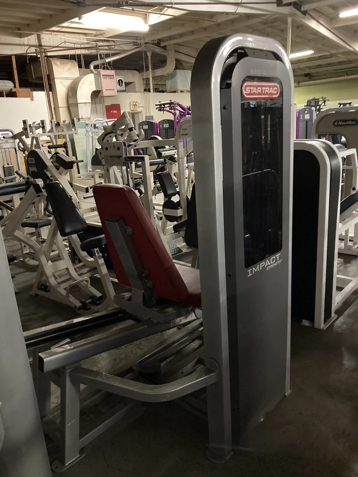 Prensa de piernas Star Trac Impact equipo de fitness de gimnasio seleccionado Foto 4 de 4