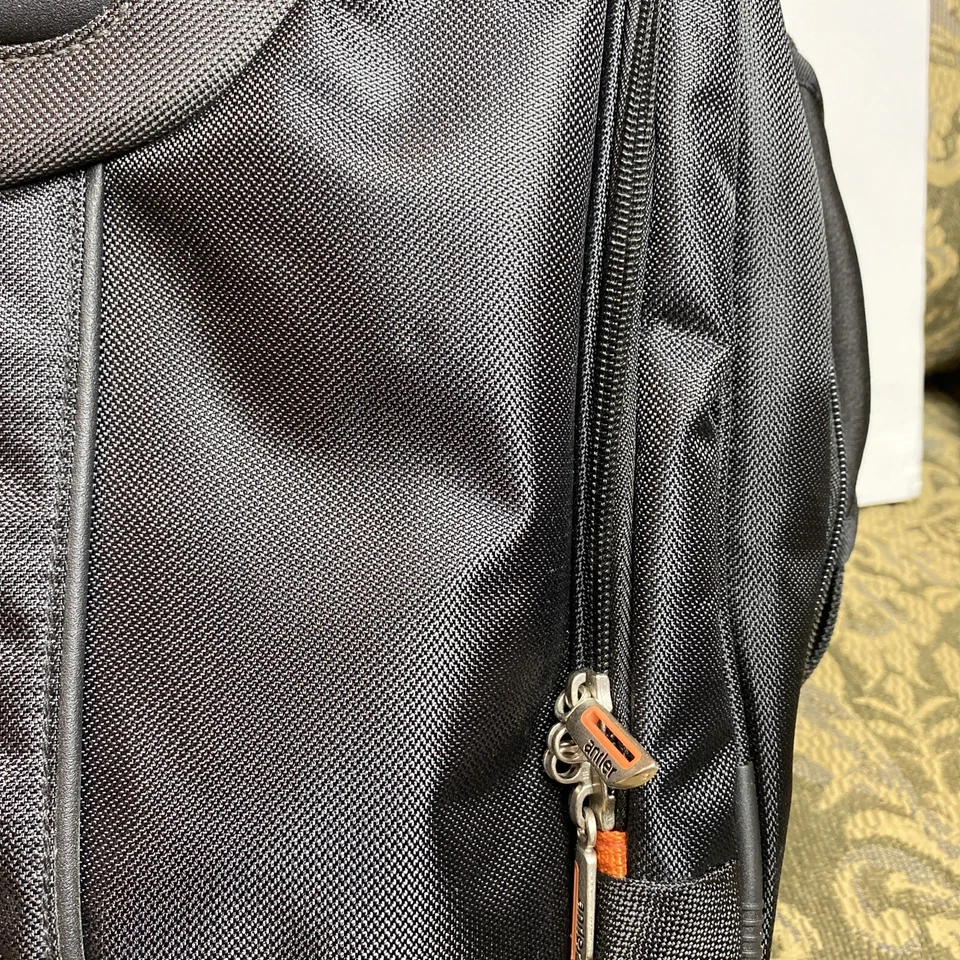 Antler Ultimate Traveller 多用途商务包 带背包和肩带 — 第 3/4 张图片