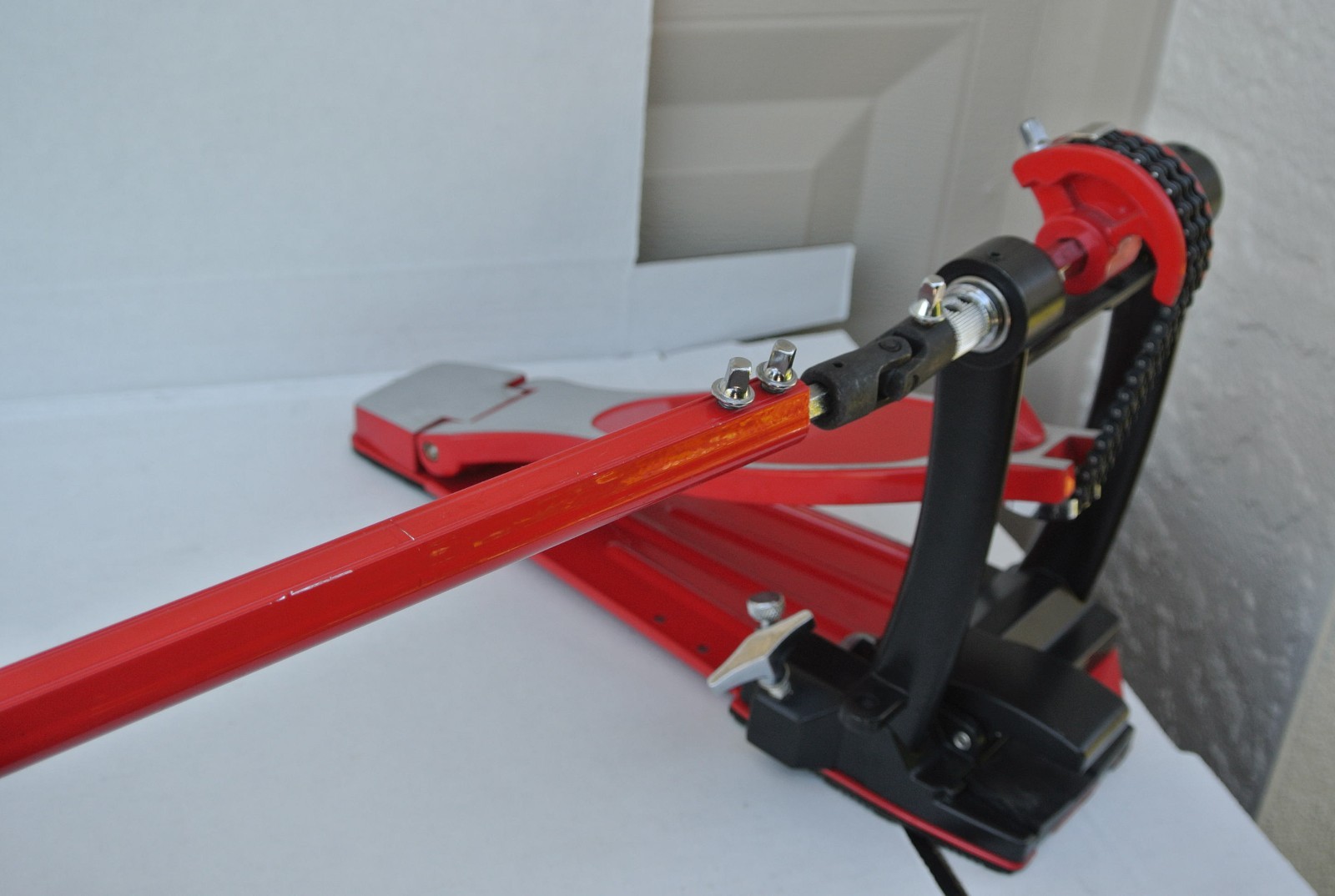 CHECK THIS OUT DAWG!!! BIG DOG DRUM STUFF of UK? RED DOUBLE BASS PEDAL! L216