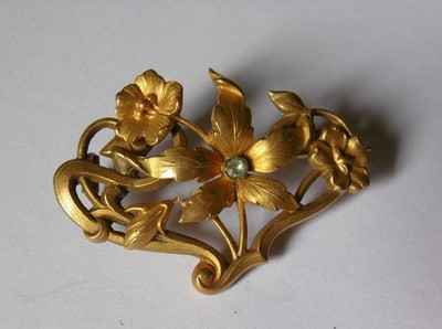 ALTE SEHR SCHÖNE ALTE BROSCHE FIX VERGOLDET BLUMENSTRAUSS