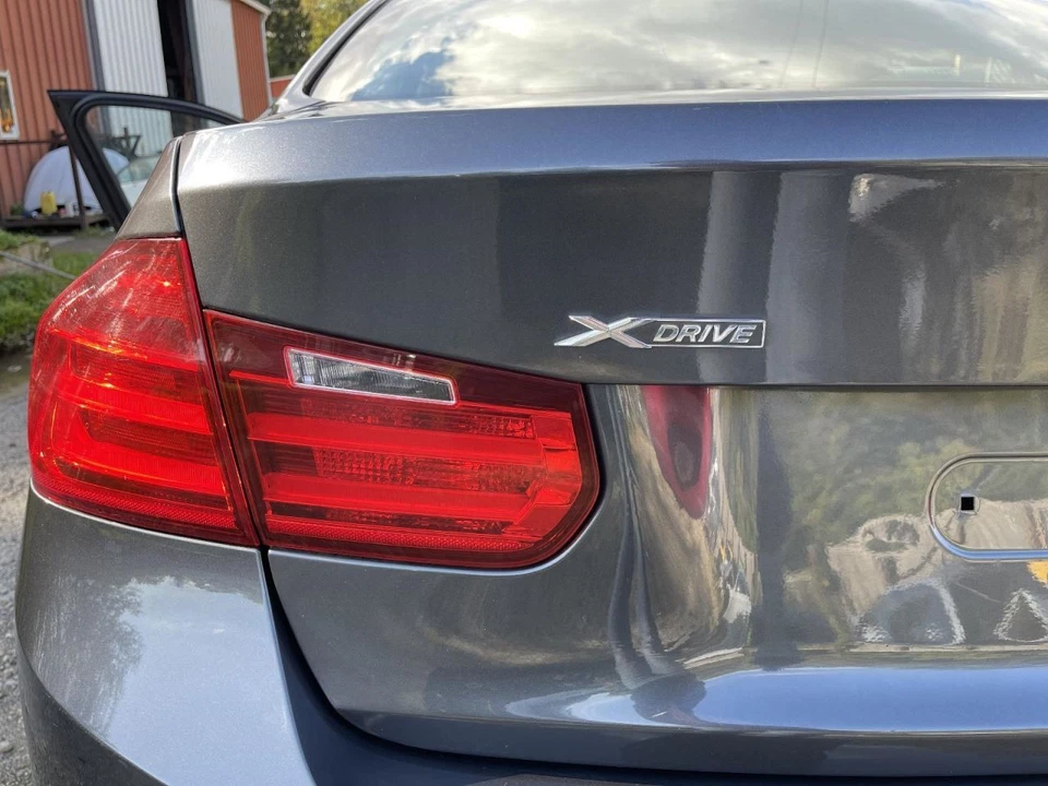 BMW 328i 2012-2016 tapa de cubierta gris metálico Foto 2 de 4