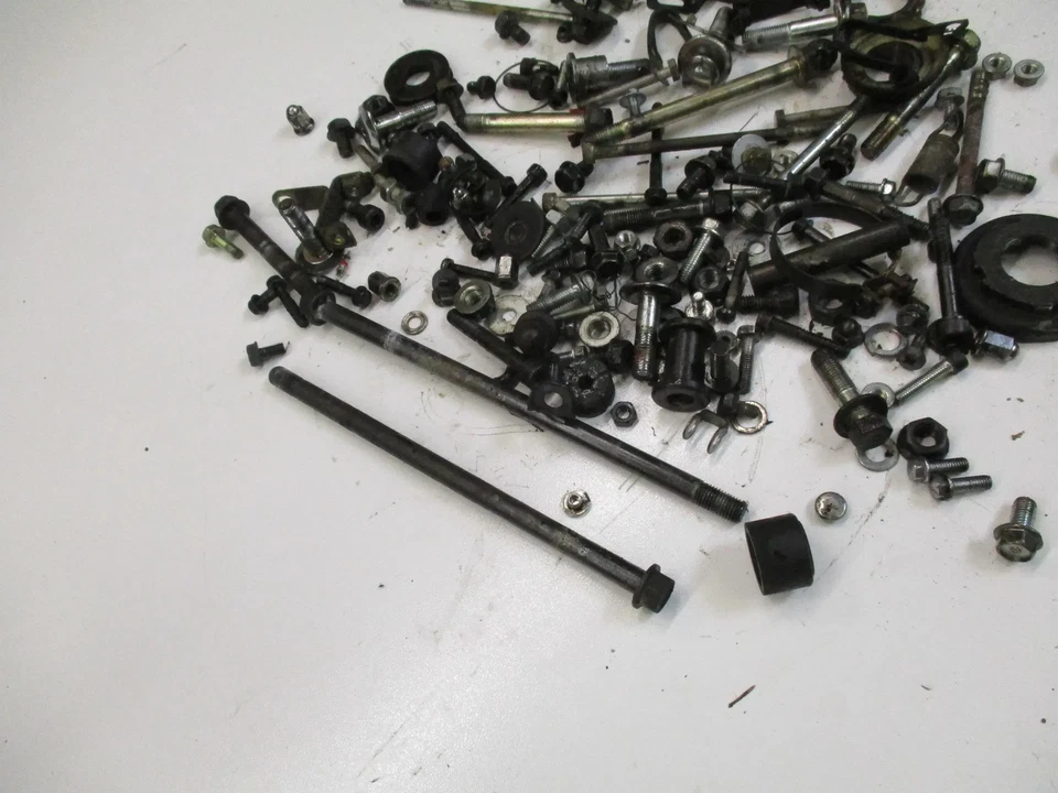 Schraubensatz 2. Honda CBX 750 F RC17 Kleinteile Konvolut Bolzen Schrauben Halte - Bild 2 von 4