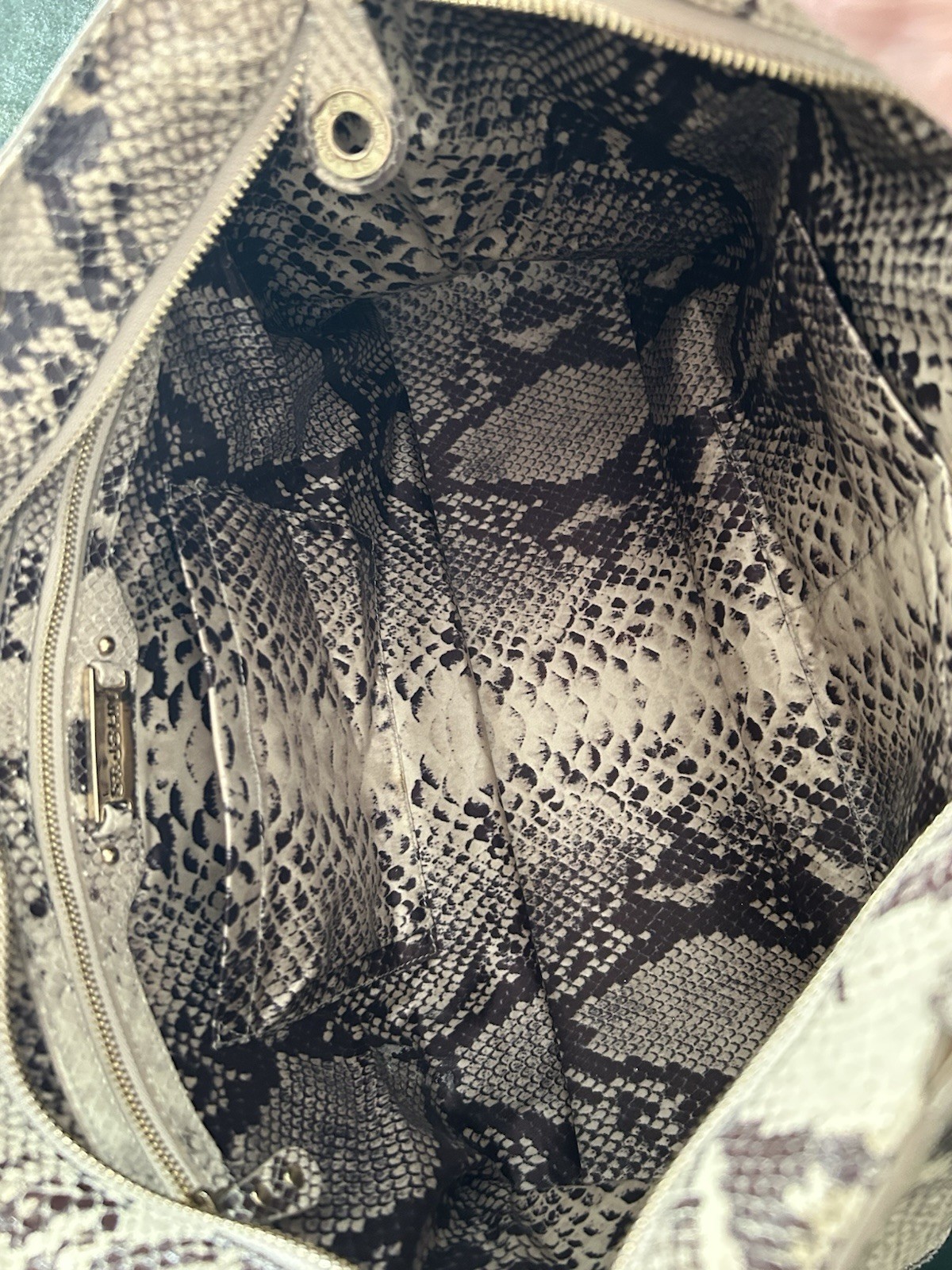 St John PYTHON Snakeskin Tote Handbag 16"x10"x6" … - image 6