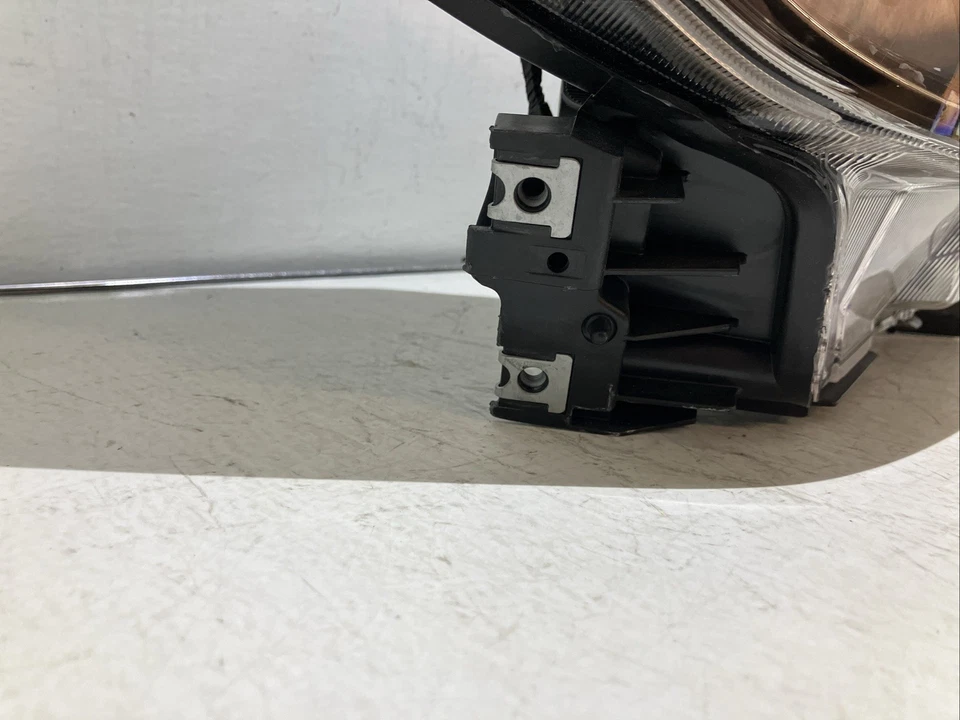 2020 2021 2022 Subaru Outback Legacy Right Passenger LED AFS Headlight OEM 2298 - Image 4 of 4