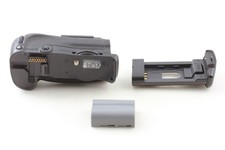 [Near Mint w/LIB] Nikon MB-D10 Multi Power Battery Grip D700 D300S Japan 5I10a