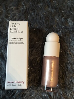 selena gomez X Rare Beauty Highlighter Mesmerize
