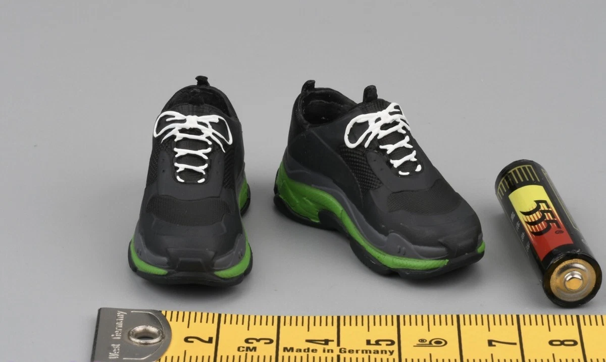 Worldbox shoes store