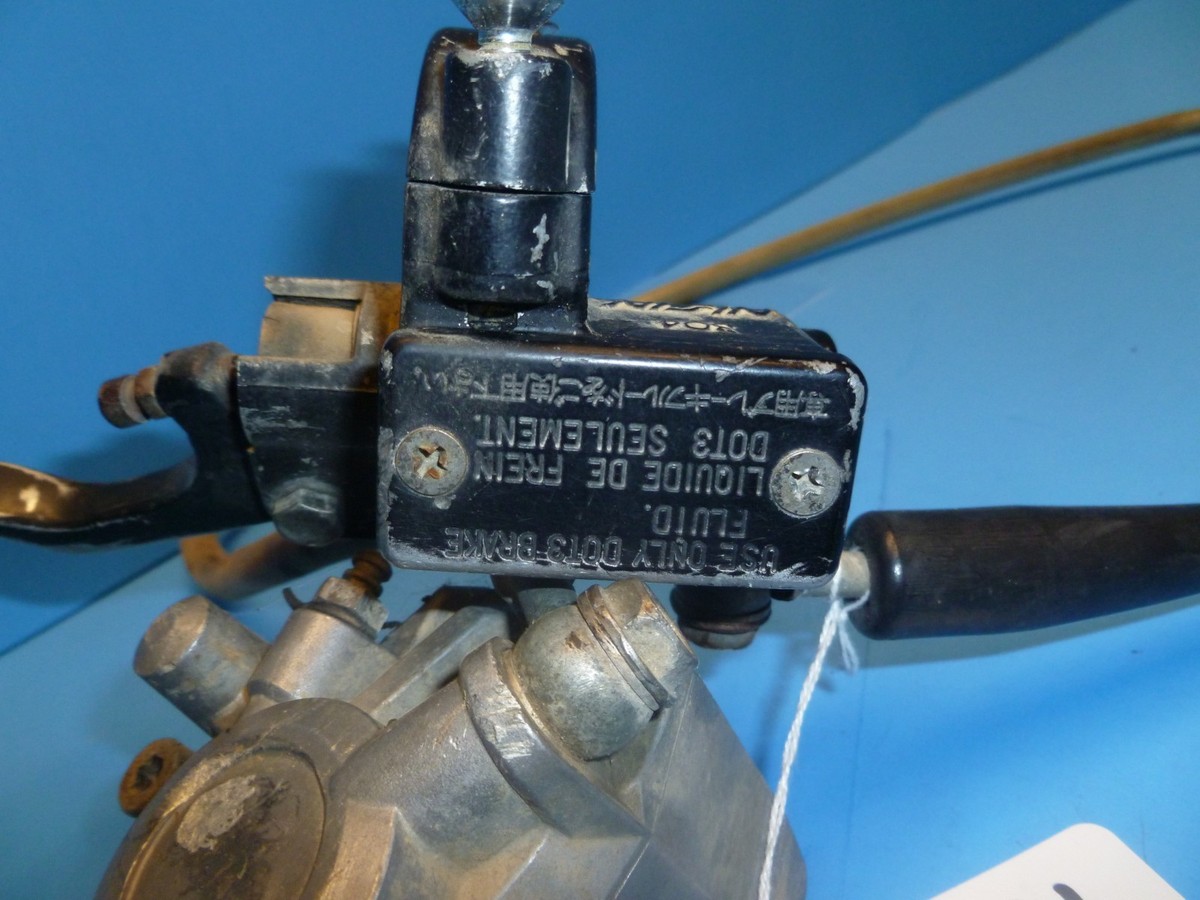 ユニコーン、角乃セット Kawasaki 1988 KX125/KX250/KX500 Front Brake Assy. #43041