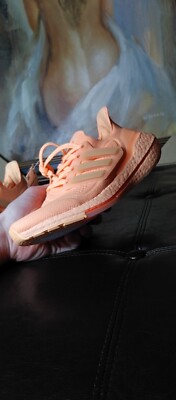 Adidas Womens Ultra Boost 21 FZ1918 Peach Orange Size 5.5