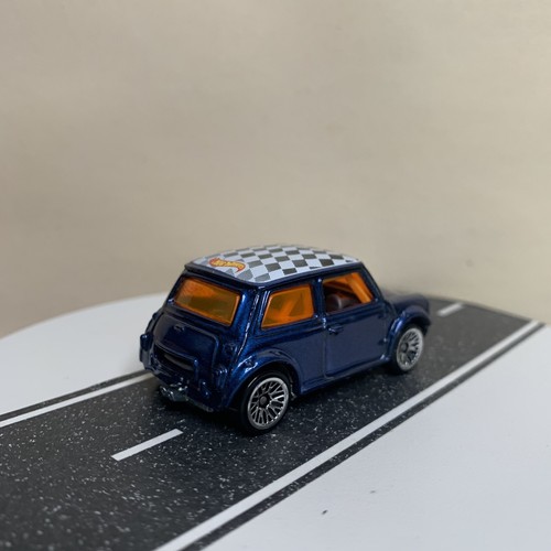 2001 Hot Wheels Collector #158 Morris MINI COOPER Dark Blue w/Lace Spoke Wheels - Picture 11 of 14