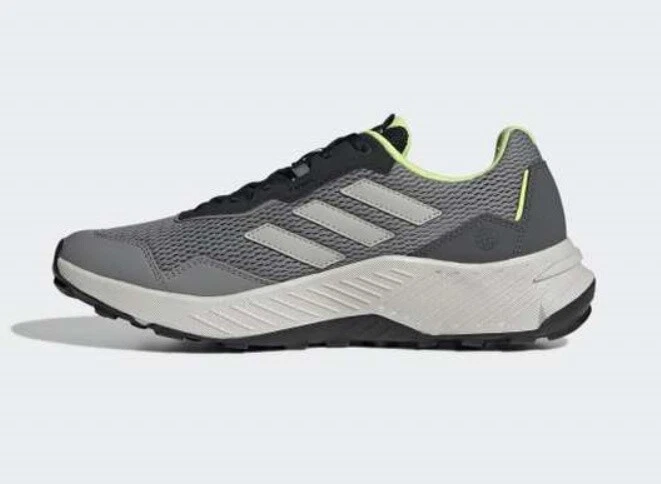 ADIDAS TRACEFINDER MEN S SNEAKERS Q47234