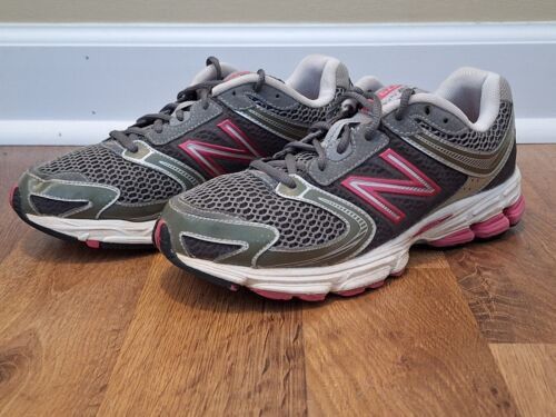 New Balance B 770 V3 Women's Susan G Komen Breast Cancer Running Shoes SZ 8 - Picture 2 of 8