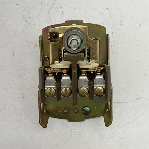 Square D Type FHG - PUMPTROL Compressor Pressure Switch Class 9013 - 220 PSI - Picture 3 of 17