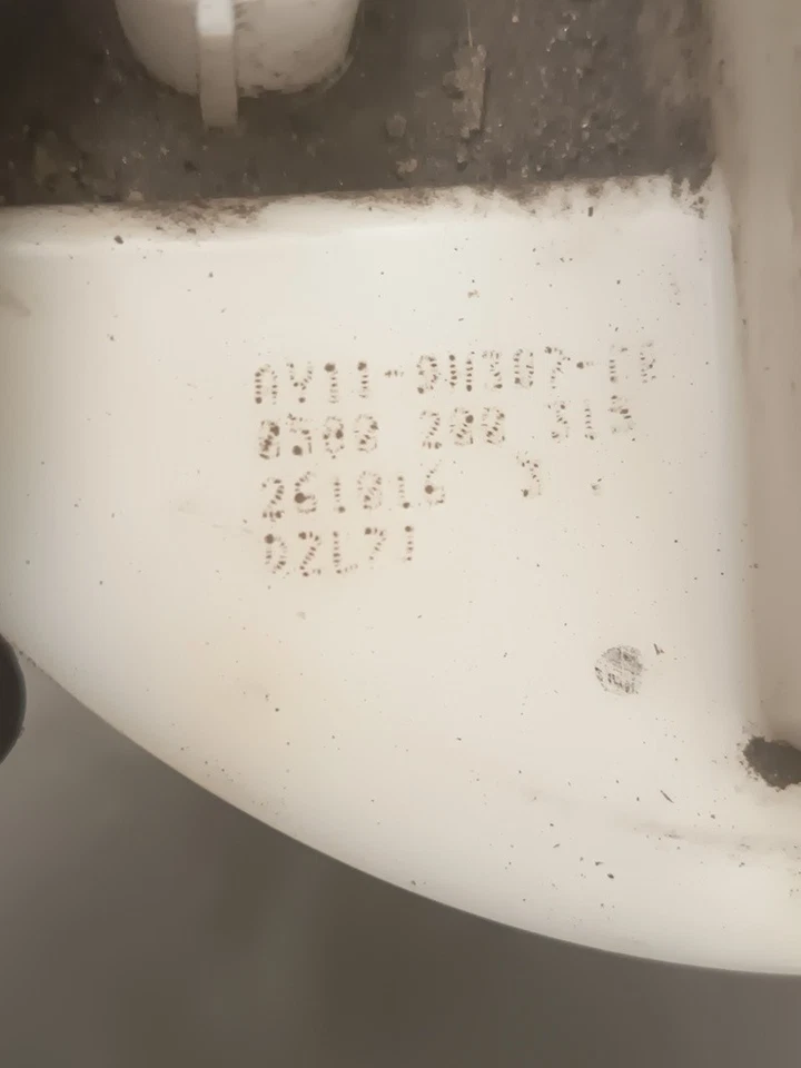 AY119H307CE bomba de combustible FORD TOURNEO COURIER C4A TITANIUM 2013 191733 - Imagen 4 de 4