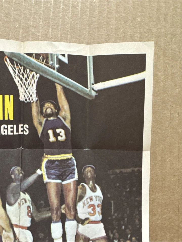1970-71 Topps Basketball Posters Wilt Chamberlain #17 HOF Los Angeles Lakers - Image 4 of 4