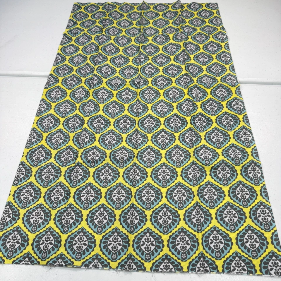 Brother Hermana Acolchado Tela Verde Amarillo Floral Loto 2013 Algodón 44x36 Foto 2 de 4