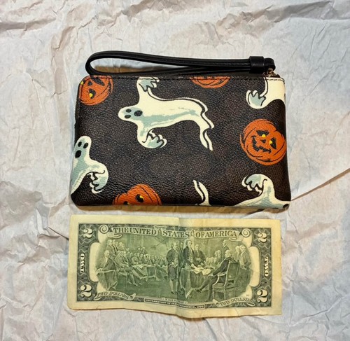 Coach Corner Zip Wristlet Bag Clutch Signature Halloween Ghost Pumpkin Print NWT - Picture 2 of 4