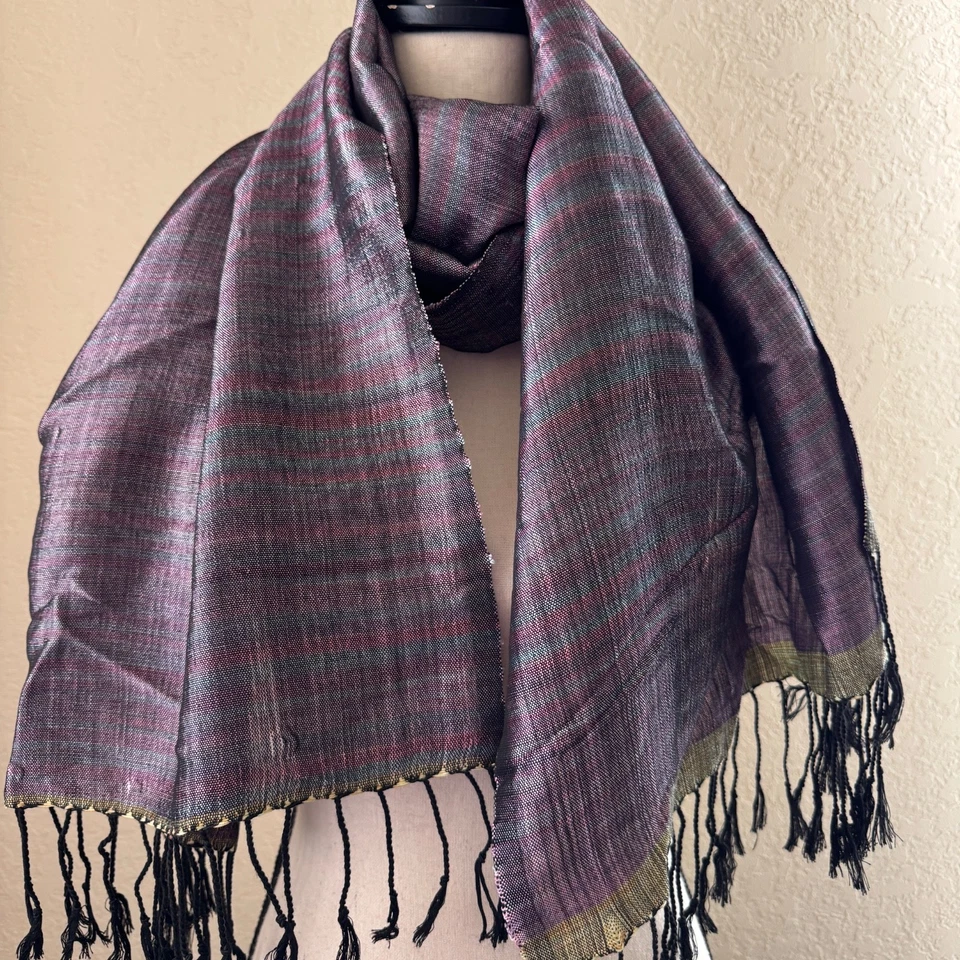 Bufanda/chal de seda tejido a mano metálico púrpura negro flecos 63" x 26" Foto 4 de 4