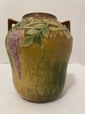 ROSEVILLE WISTERIA TAN 1933 ARTS & CRAFTS 634-7 VASE W/FOIL STICKER BOTTOM CHIP