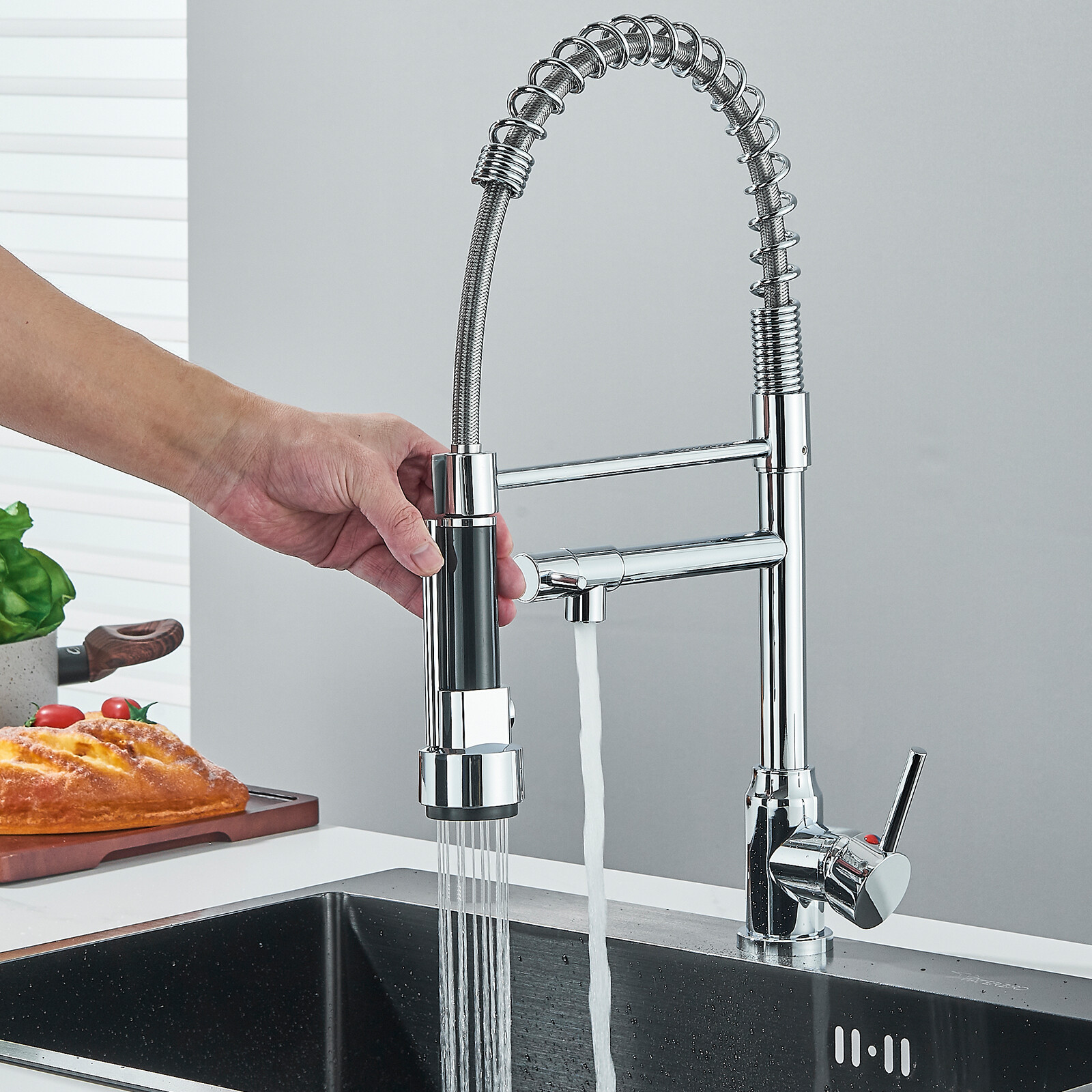 Commercial Kitchen Sink Faucet with Pull Down Sprayer Single Handle Swivel Mixer