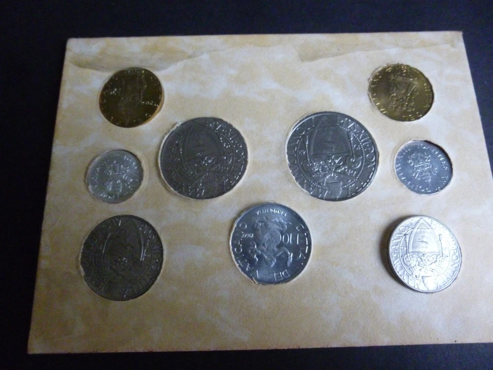 Vatican City 9 coins set:1942,1958,1960,1961 Uncirculated - Image 2 of 2