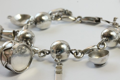 Vintage Artisan Handcrafted Sterling Silver Loaded Charm Bracelet 7" 35gr Lot - Picture 9 of 12