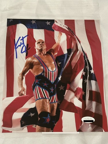 Photographie 8x10 signée WWE Kurt Angle - authentifiée JSA et certificat d'authenticité !