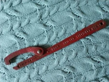 Vintage Red Chicago Specialty Mfg Co. Spanner Wrench No 3003 Malleable Iron Tool